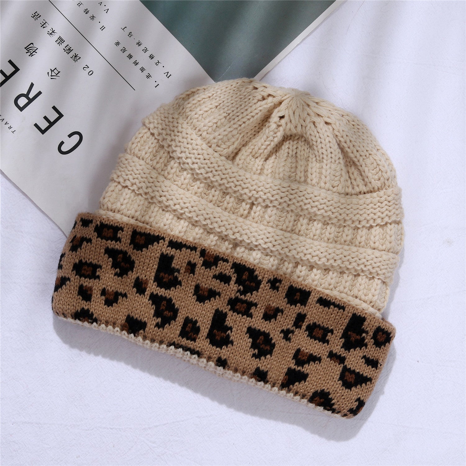 Damen Herbst Winter Leopard Print Cuffed Acryl gestrickt Hut