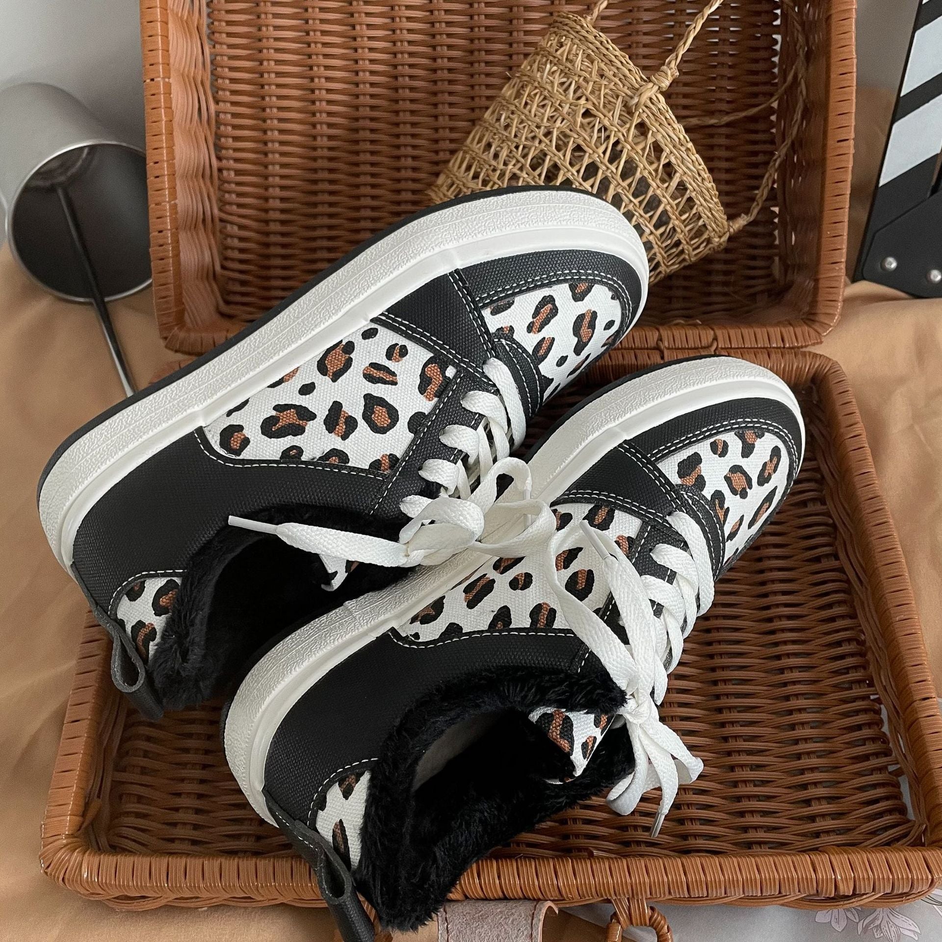 Damen Casual Winter Leopard Print mit Samt Canvas Schuhe