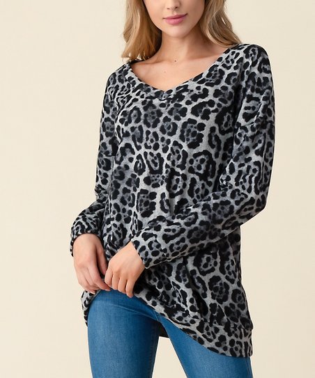 Leopard print round neck long sleeves top
