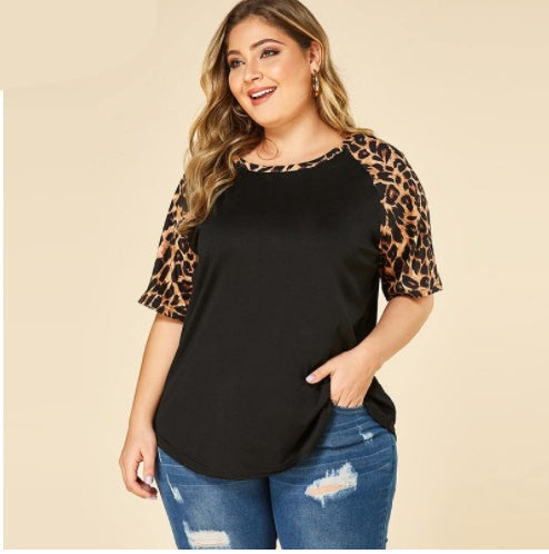T-Shirt mit Leopardenmuster