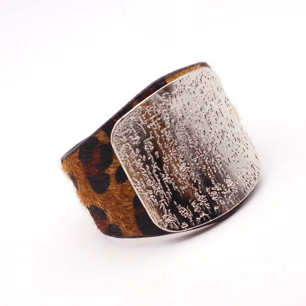 Persönlichkeit Geometrie Breite Pferdehaar Leopard Print Armspange Armband