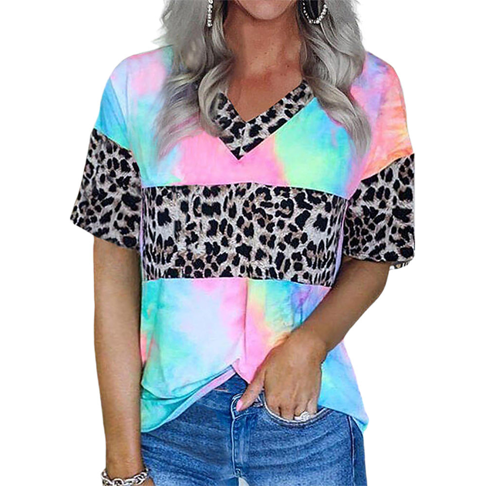 T-Shirt mit Leopardenmuster und loser Krawatte