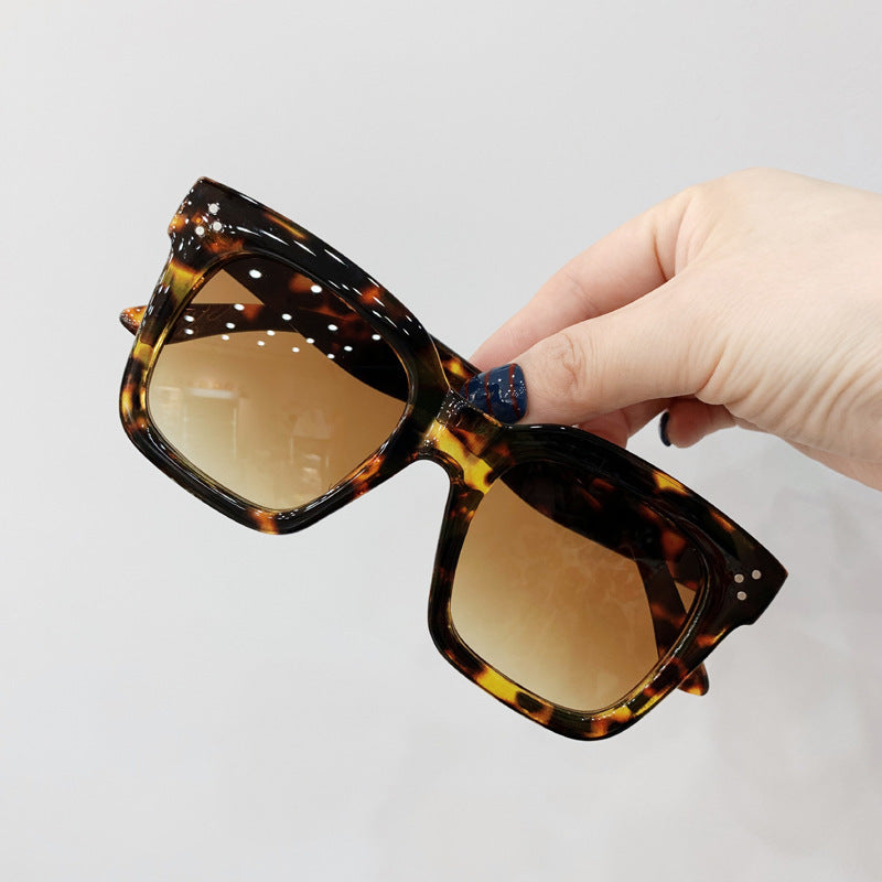 Retro-Nieten-Sonnenbrille, Sonnenbrille, großer Rahmen All-Match