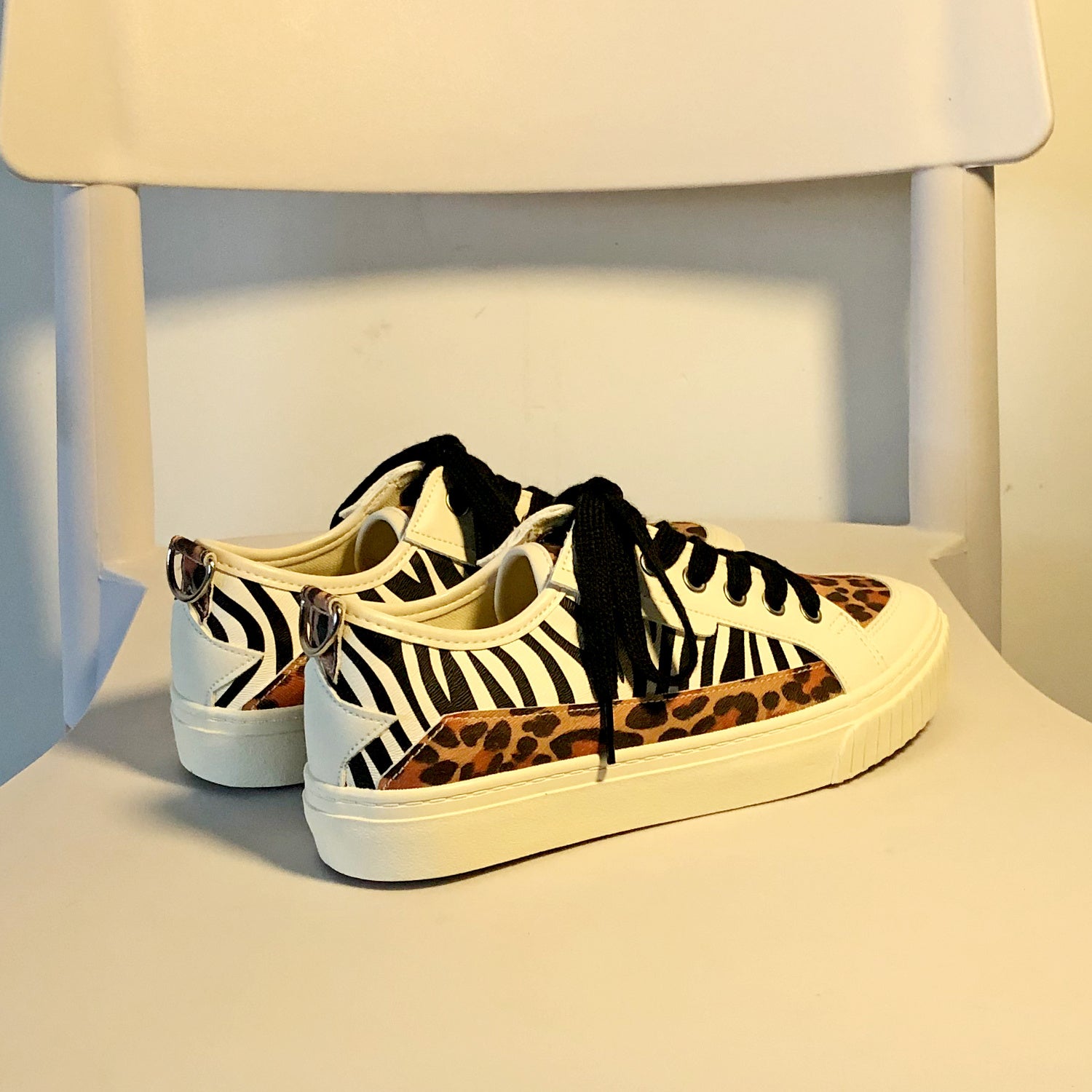 Zebra und Leopard Muster Nähen Low-cut Canvas Schuhe Frauen