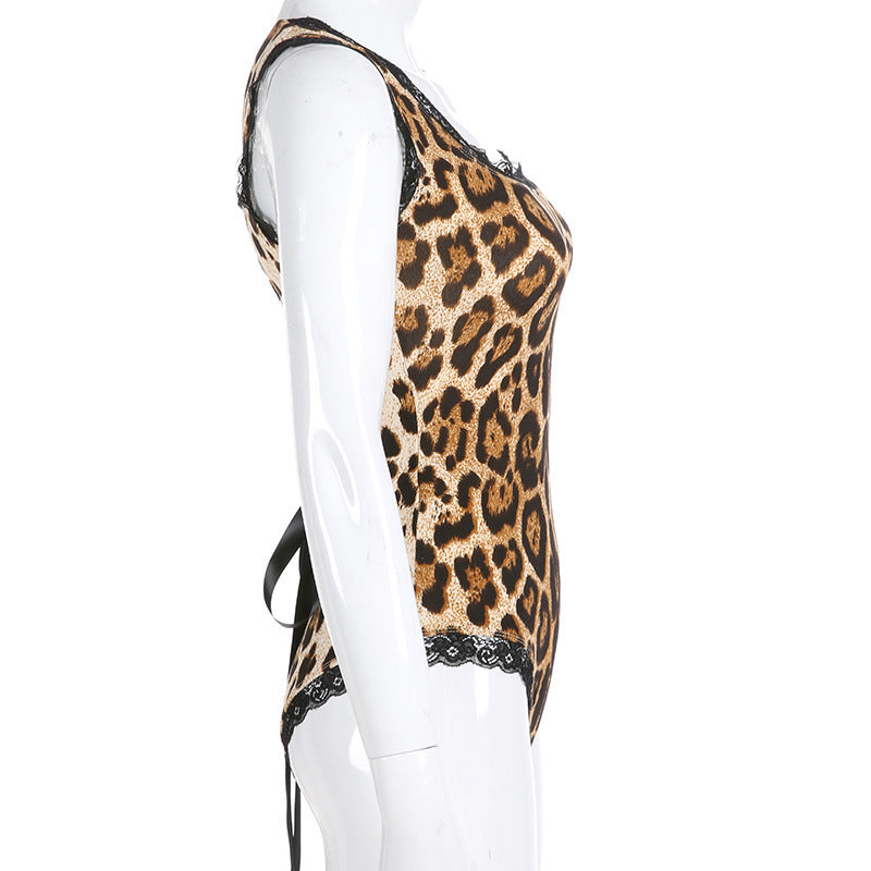 Badeanzug mit Leopardenmuster aus Spitze