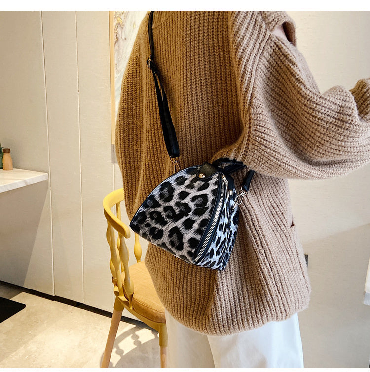 Leopardenmuster Dreieckstasche Handtasche