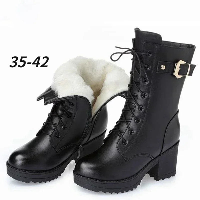 Schwarze Winterstiefel aus Leder