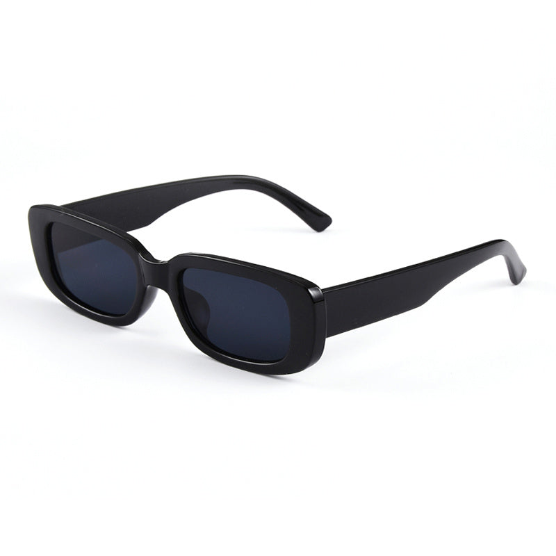 Quadratische Damen-Sonnenbrille mit kleinem Rahmen
