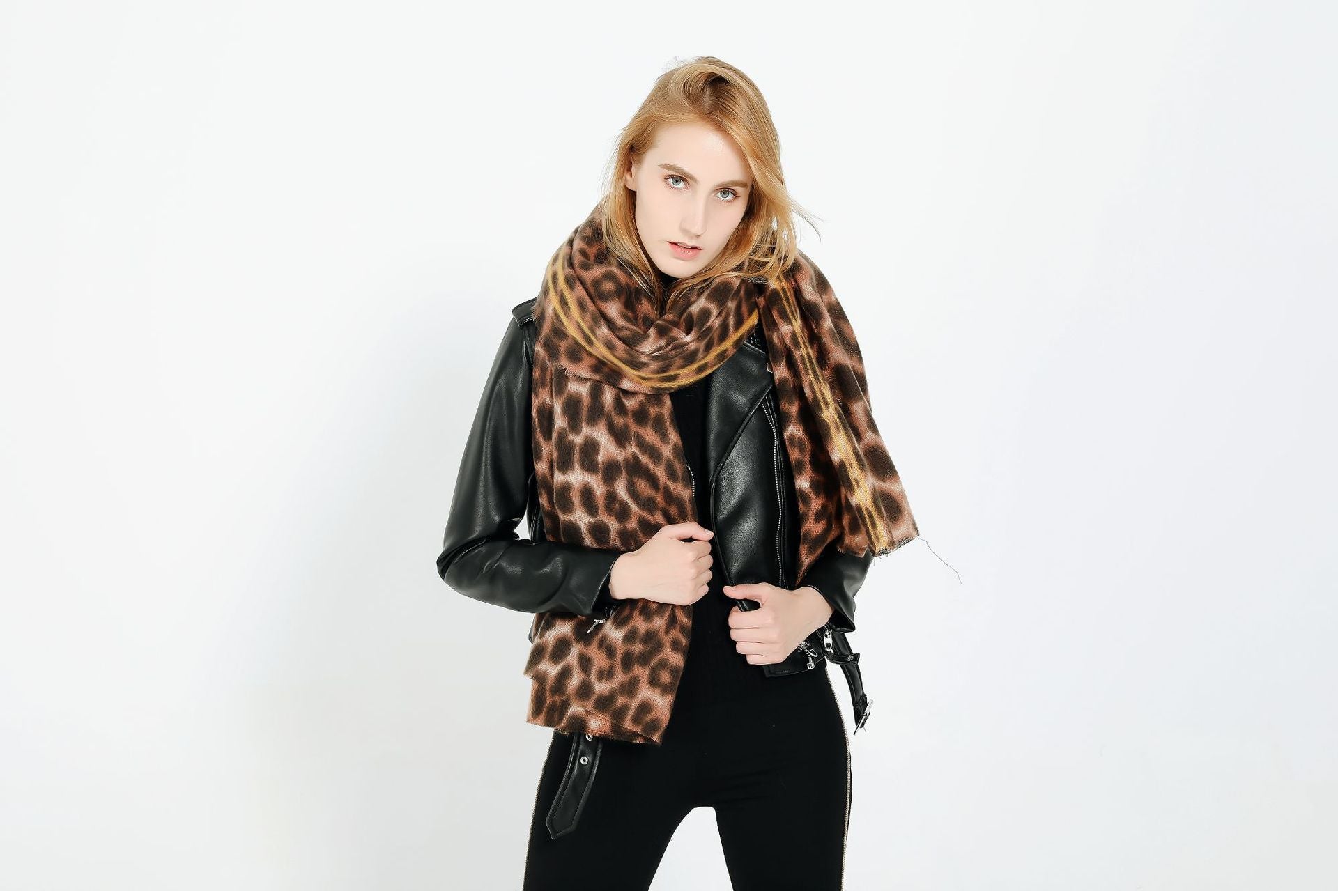 Leopard-print cashmere women's scarf shawl