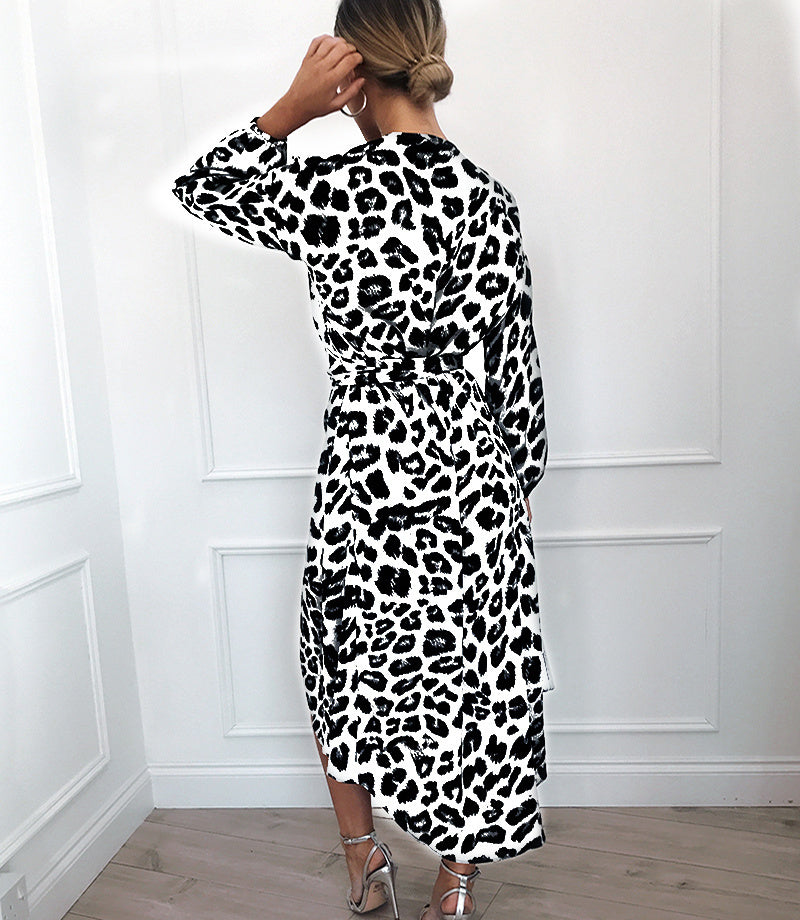 Leopardenmuster Kleid mit V-Ausschnitt und hoher Taille aus Spitze
