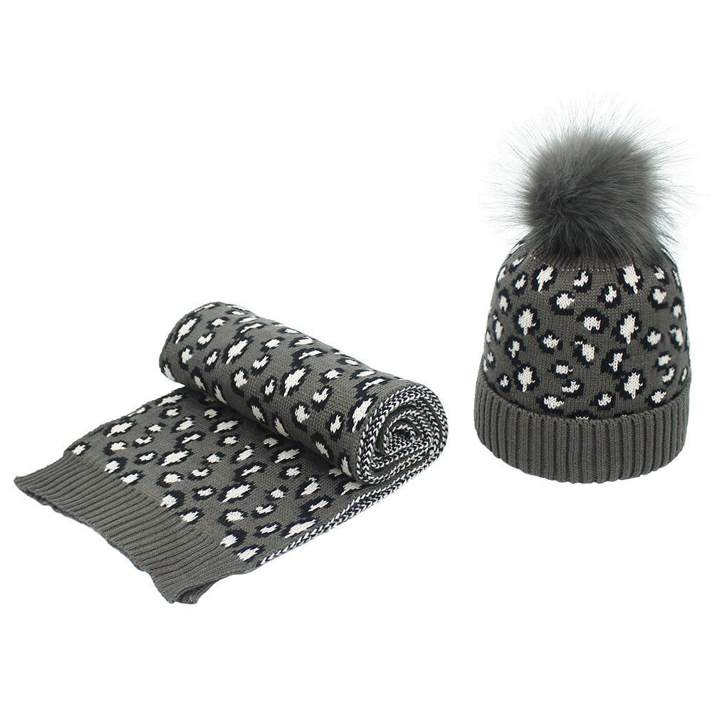 Frauen Herbst und Winter Leopard Print Haar Ball Hut Schal Set