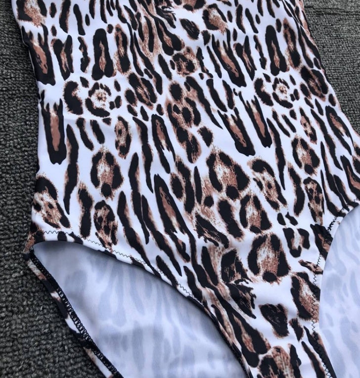 Badeanzug mit Siamesischem Leoparden