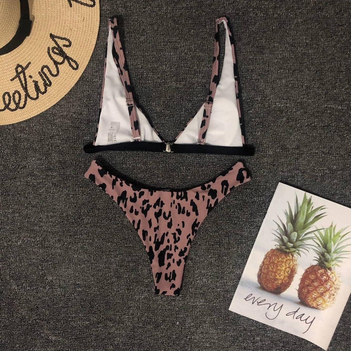 Entblößter Bikini sexy Leopardenmuster