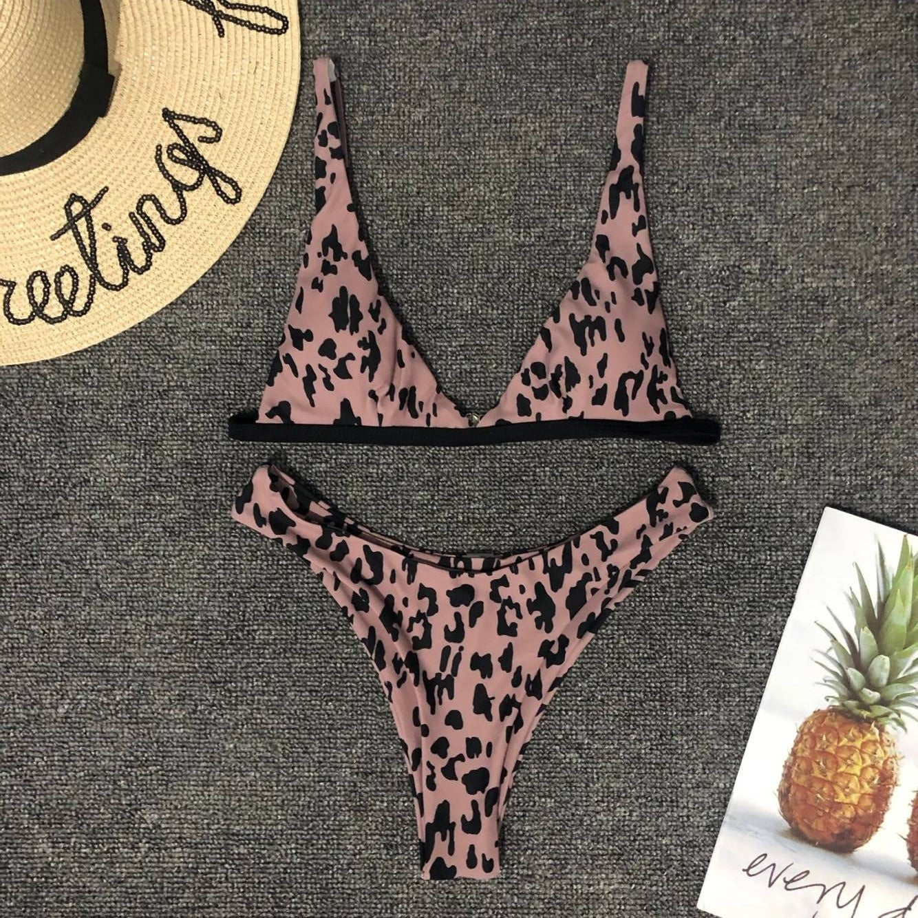 Entblößter Bikini sexy Leopardenmuster