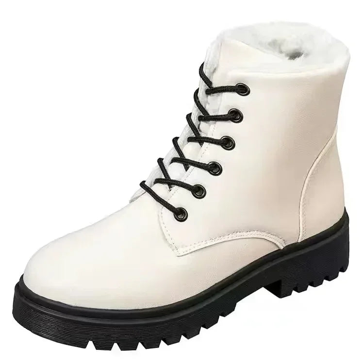 Schwarze Winterstiefel aus Leder