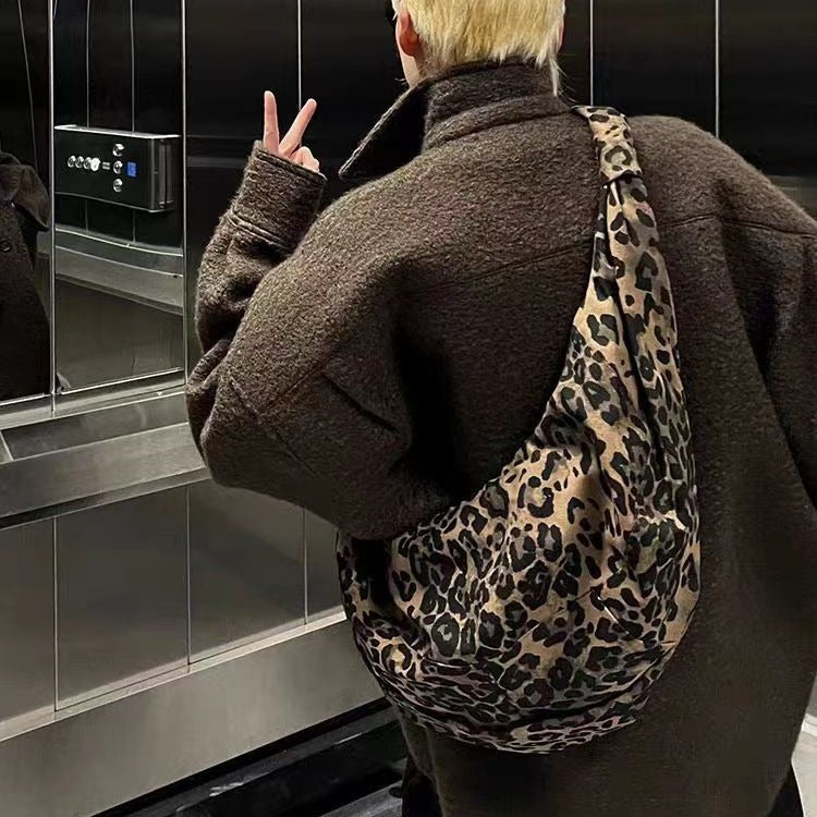 Mode plissierte Leopard Print Crossbody Tasche
