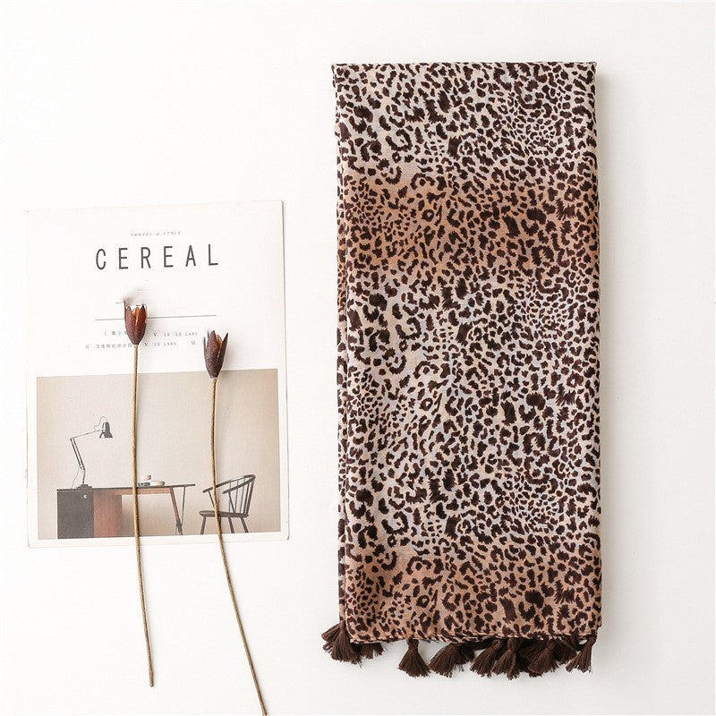 Mode große Leopard-Druck Persönlichkeit Voile Seidenschal Kaffee Farbe Farbverlauf handgefertigte Quaste Sun-proof