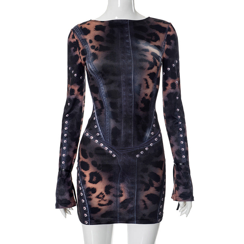 Winter New Contrast Color Leopard Print Metal Buckle Short Dress