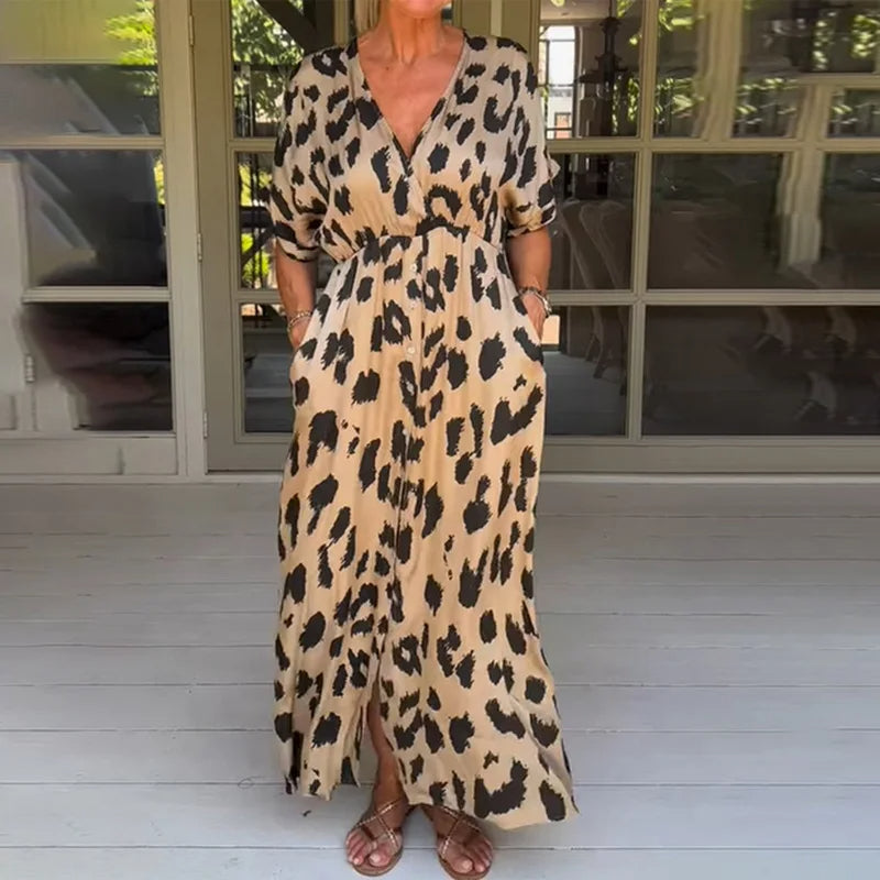 Sexy langes Kleid mit V-Ausschnitt und Knopfleiste