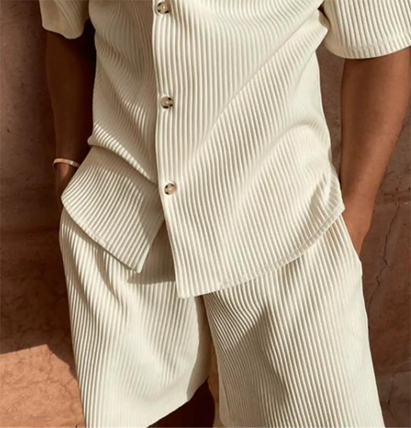 Unifarbener Cord-Strand-Freizeitanzug mit Shorts