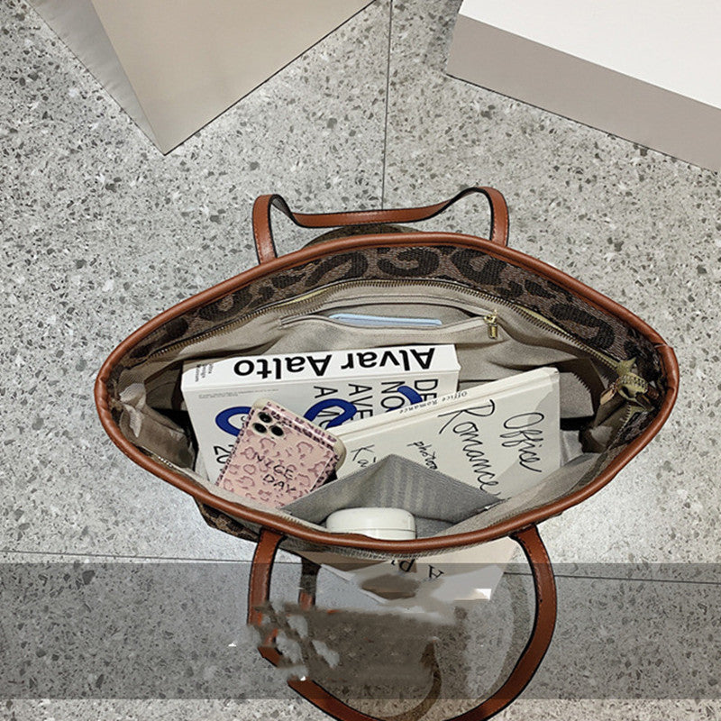 New Fashion Trendy Old Flower Leopard Print Tote Bag All-match Portable