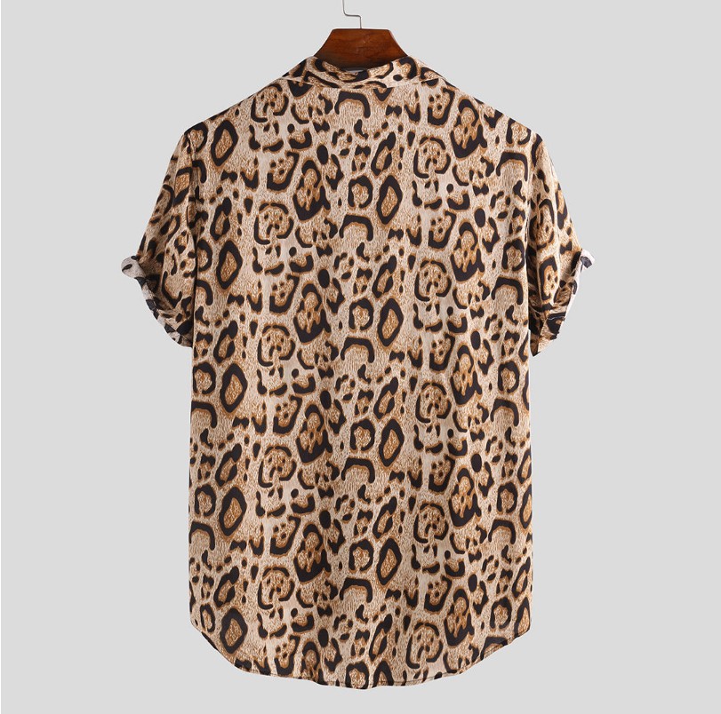 Leopard print short-sleeved shirt