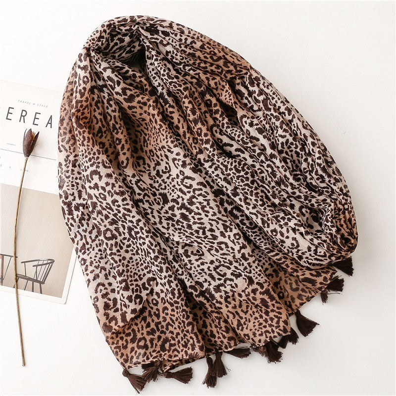 Mode große Leopard-Druck Persönlichkeit Voile Seidenschal Kaffee Farbe Farbverlauf handgefertigte Quaste Sun-proof