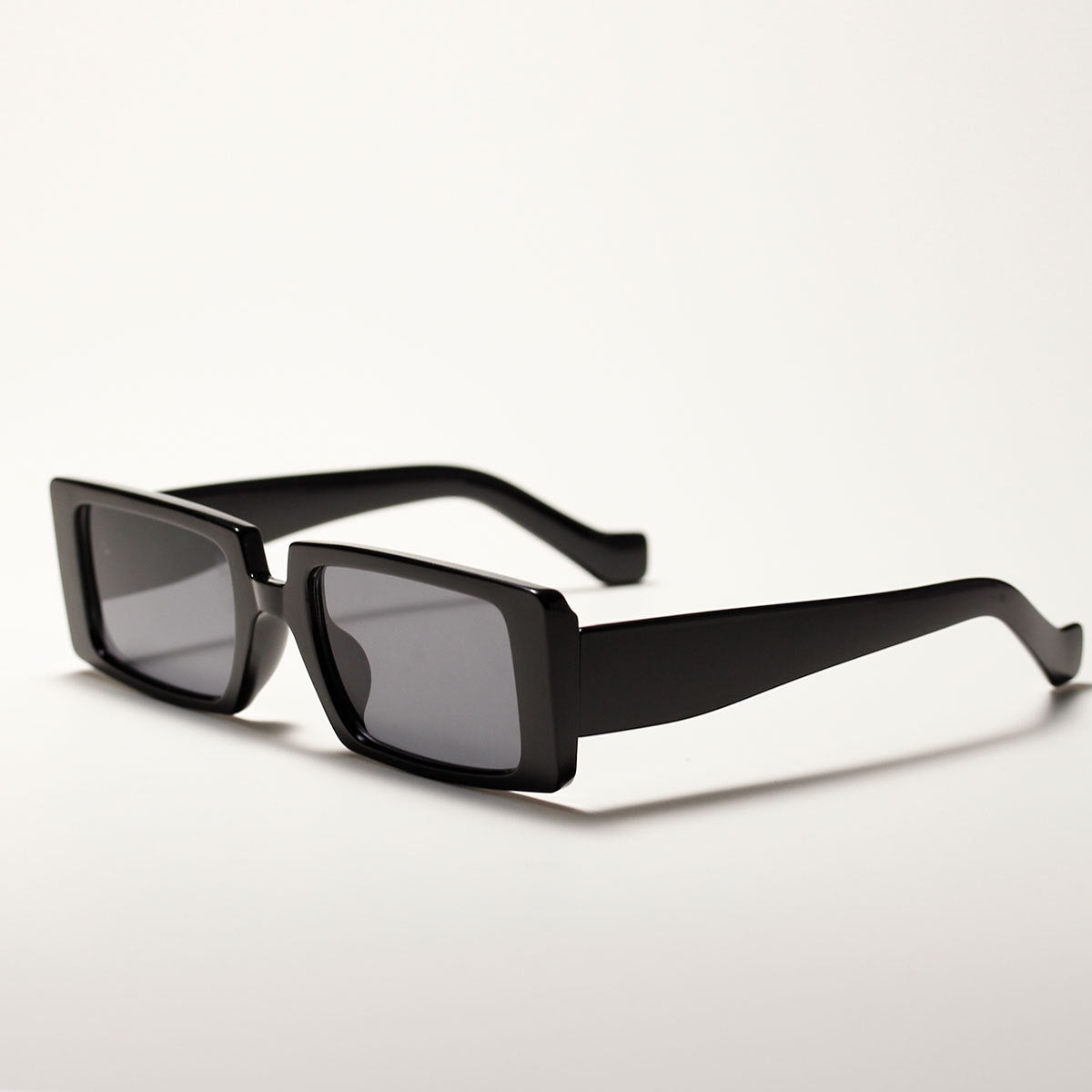 Coole schwarze Super-Retro-Sonnenbrille