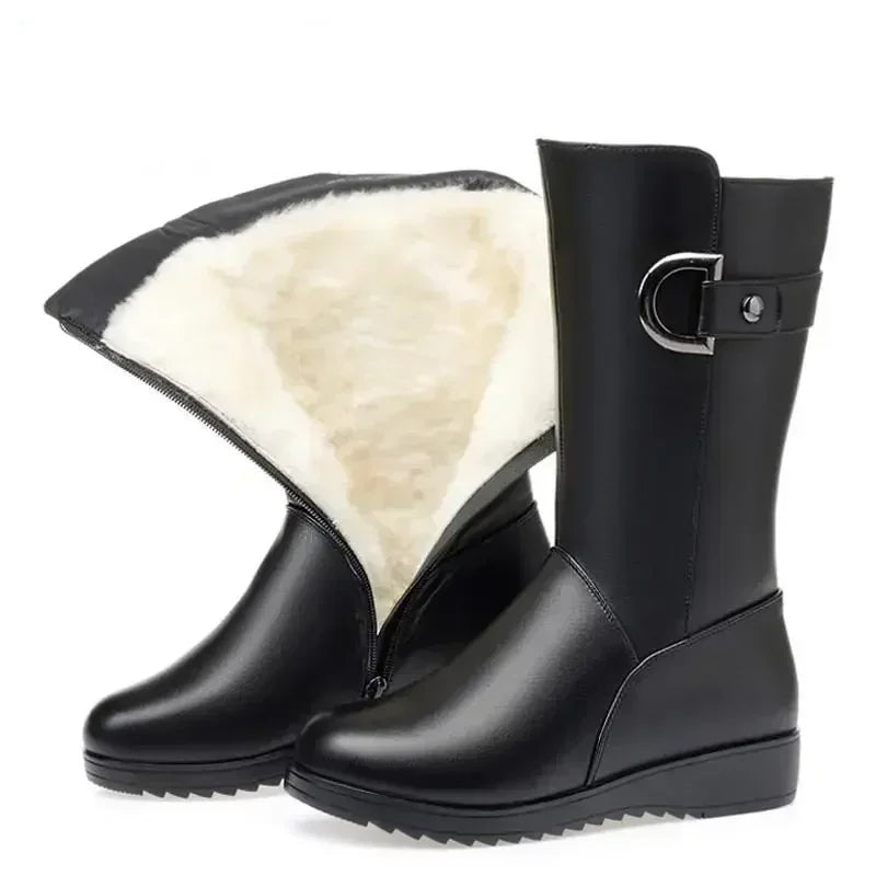 Schwarze Winterstiefel aus Leder