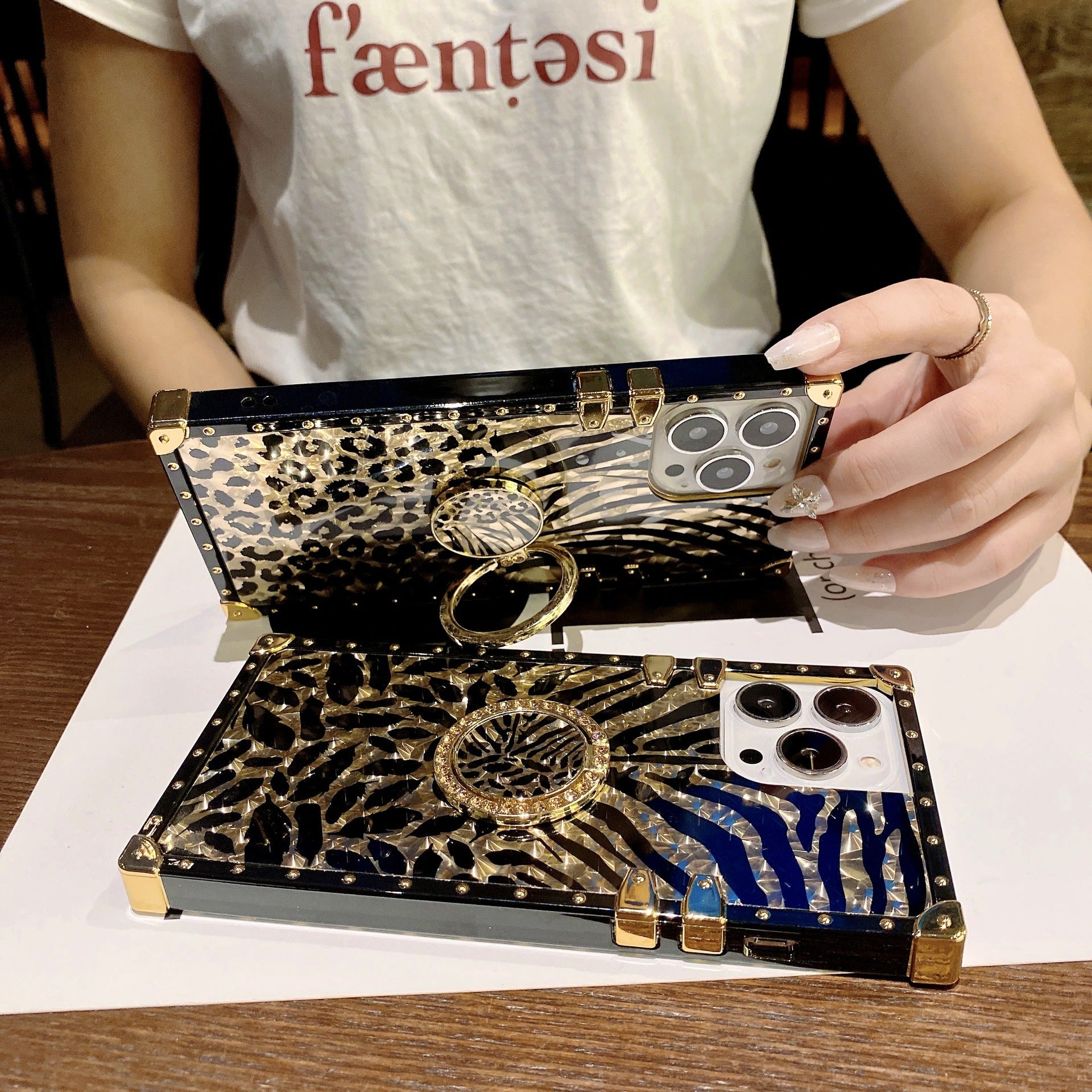 Bunte Mode Leopard Feder Telefon Fall