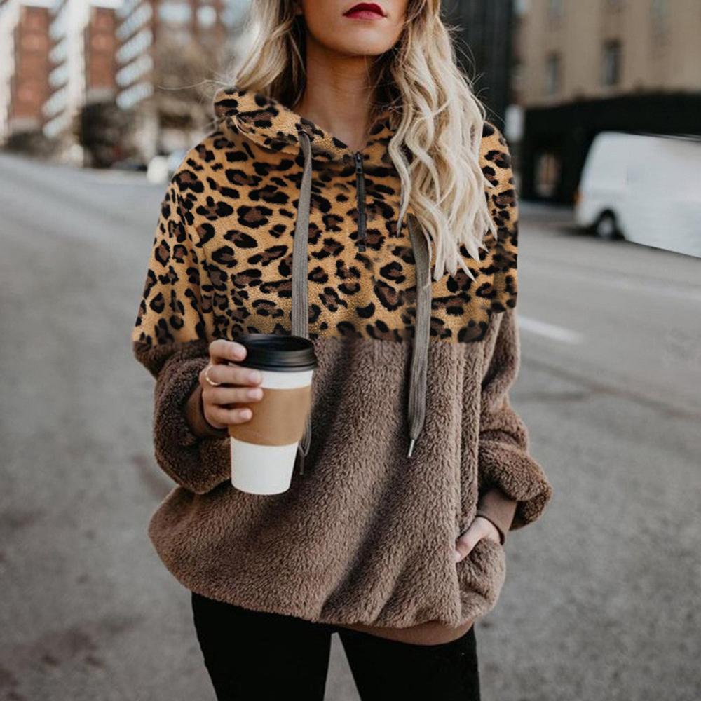 Leopard zip pocket top