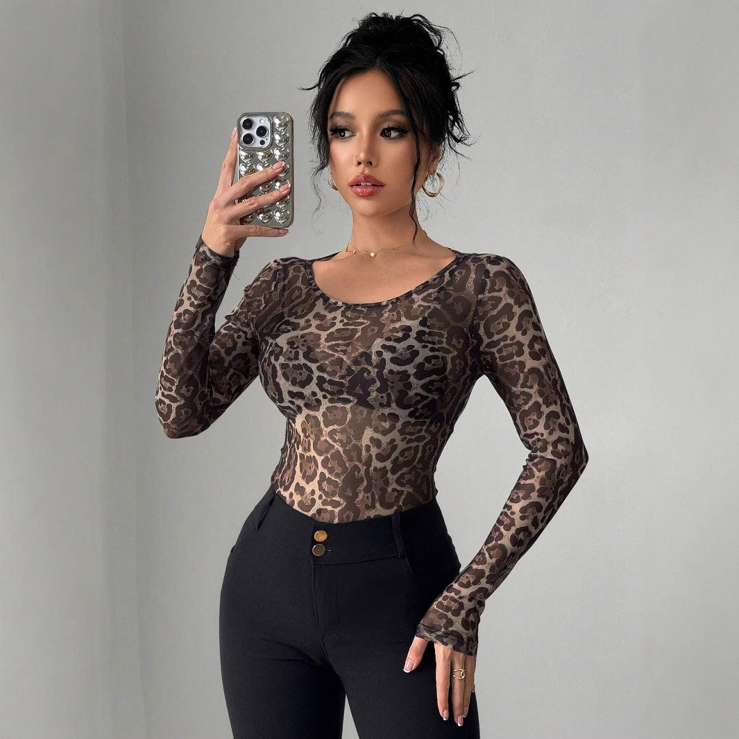 Transparentes Leopard style-Netz-T-Shirt mit Rundhalsausschnitt und langen Ärmeln