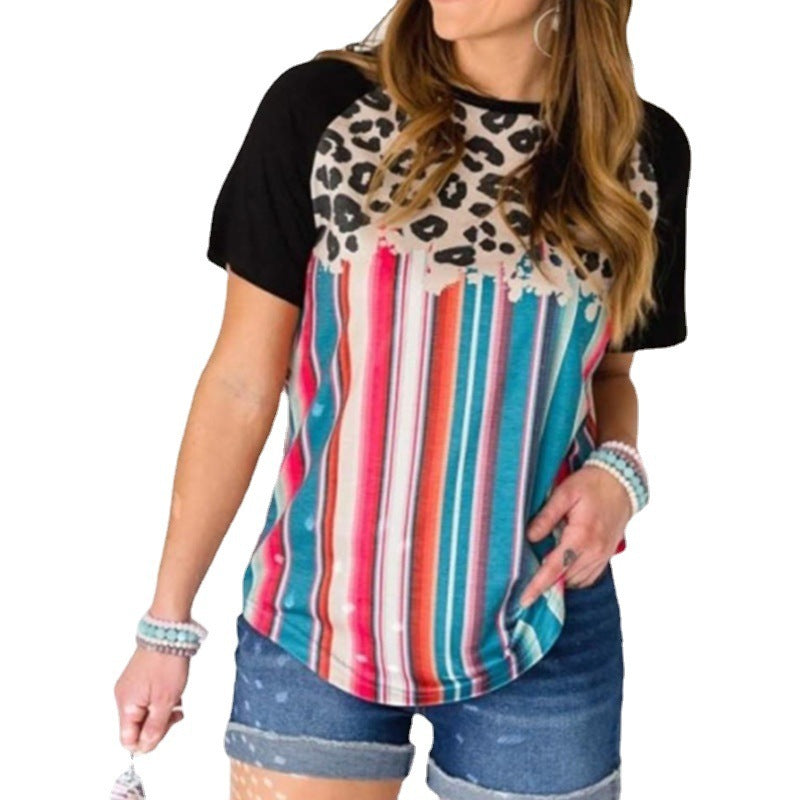 Boho T-Shirt mit Leopard style und kurzen Ärmeln für Frauen