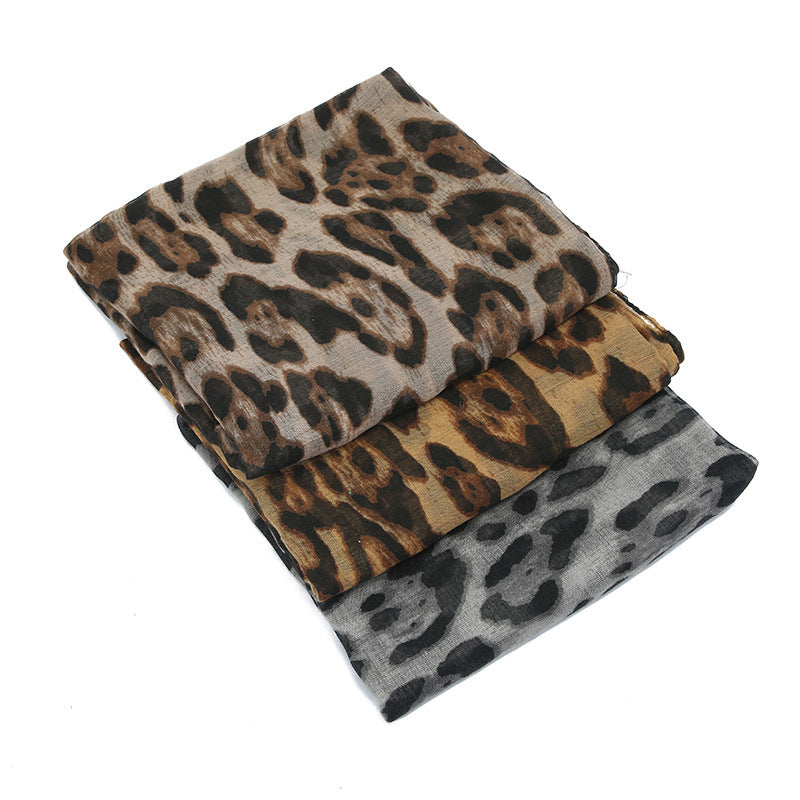 Grenzüberschreitende Reise Sonnenschutz Voile gedruckt klassische Leopard Muster flache Platte Frauen Zehenkappe Schal