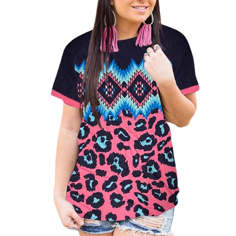 Boho T-Shirt mit Leopard style und kurzen Ärmeln für Frauen