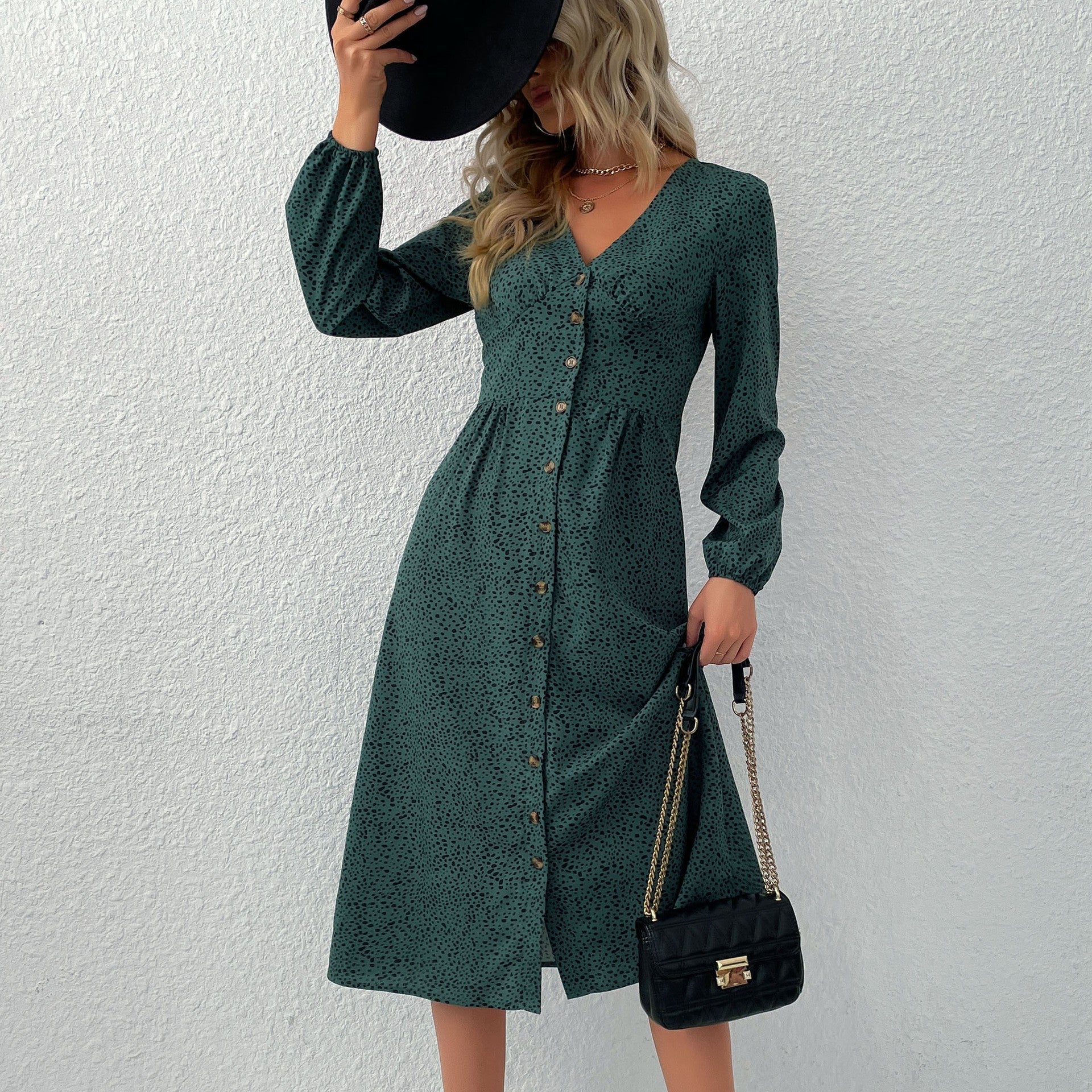 Langärmeliges Leoparden-Strickjacken-Kleid mit V-Ausschnitt