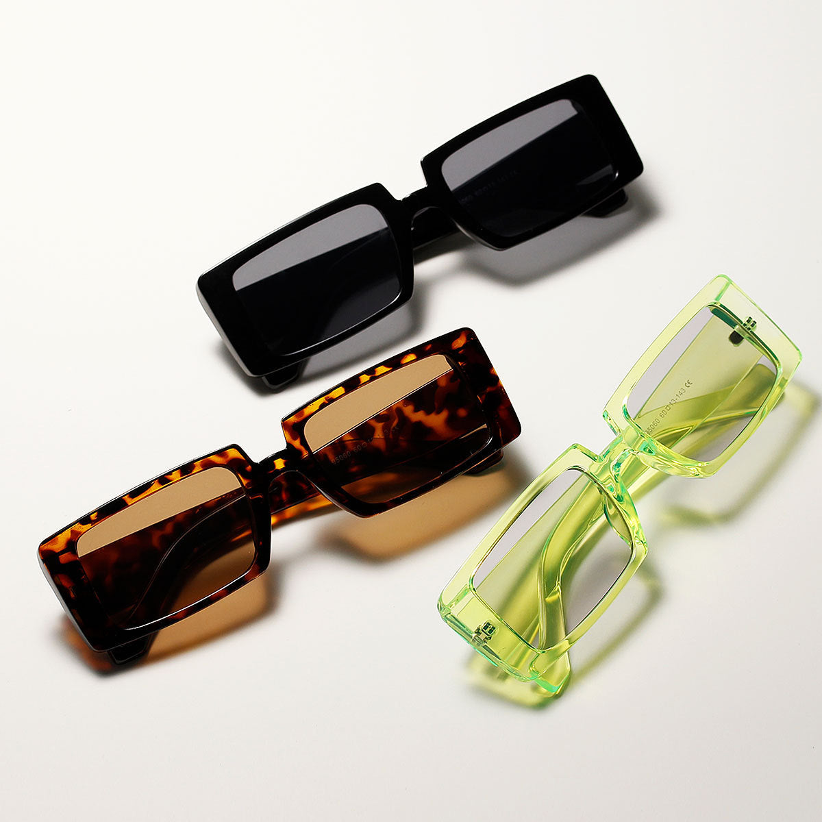 Coole schwarze Super-Retro-Sonnenbrille