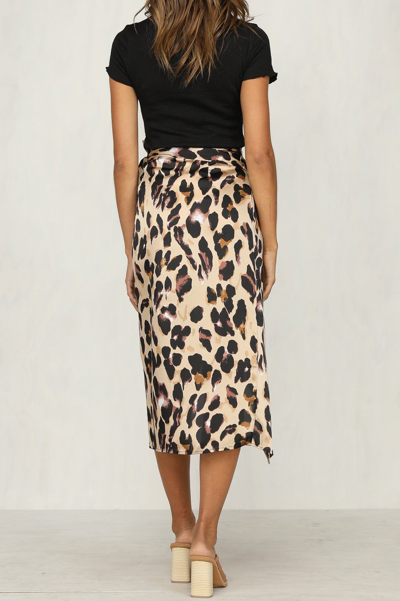 Leopard-print slit waistband skirt