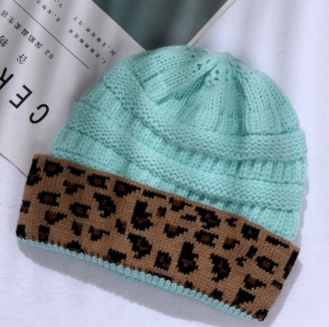 Damen Herbst Winter Leopard Print Cuffed Acryl gestrickt Hut