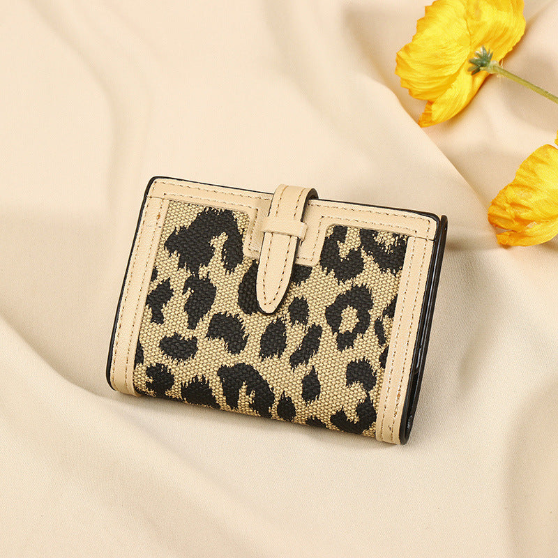 Frauen Brieftasche kurz neue Leopard Print Pull-Gürtel Multi-funktionale große Kapazität Tri-Fold Retro mehrere Kartenschlitze Kupplung Karteninhaber