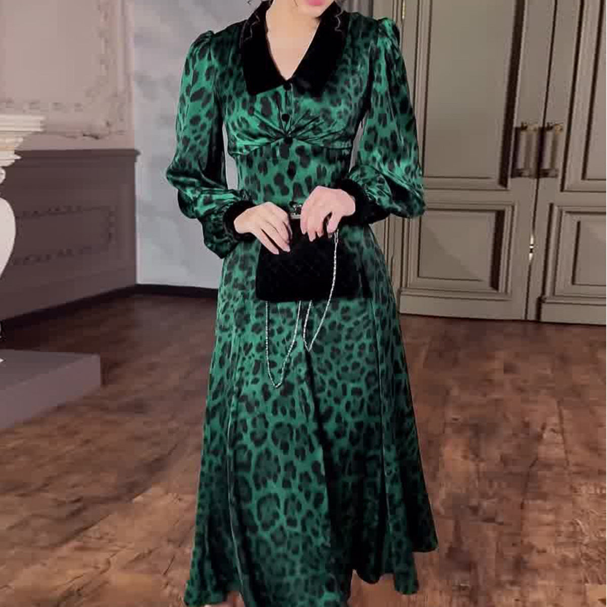 Leopardenmuster Taillenbesatz Druckkleid