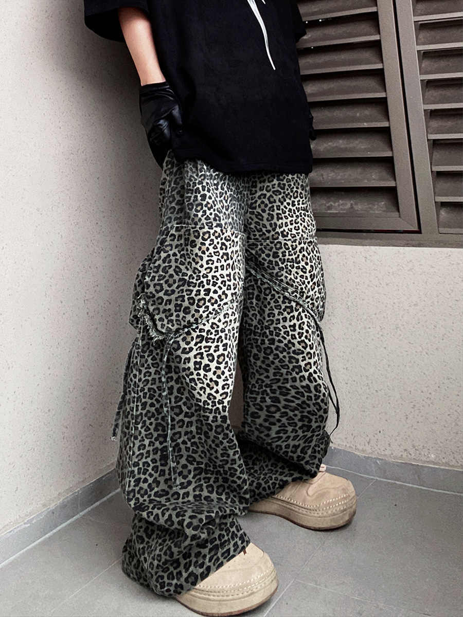 Locker Gerade Leicht Ausgestellt Arbeitskleidung Lässig Weites Bein Wischen Leopard Jeans