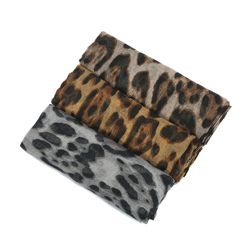 Grenzüberschreitende Reise Sonnenschutz Voile gedruckt klassische Leopard Muster flache Platte Frauen Zehenkappe Schal