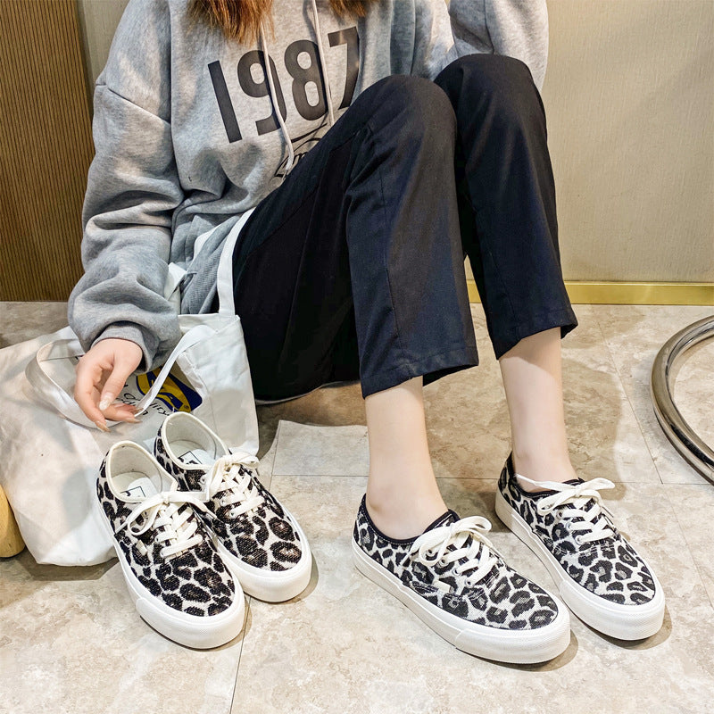 Frauen Frühling Herbst Leopard Print Casual Fashion Soft Round Toe Solid Elastic Straps Flat Shoes