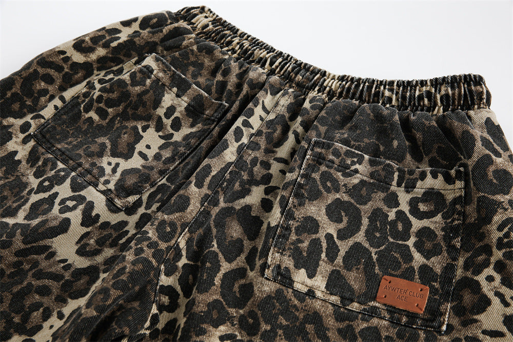 Ausgefranste Denim-Shorts mit Leopardenmuster für Männer Loose