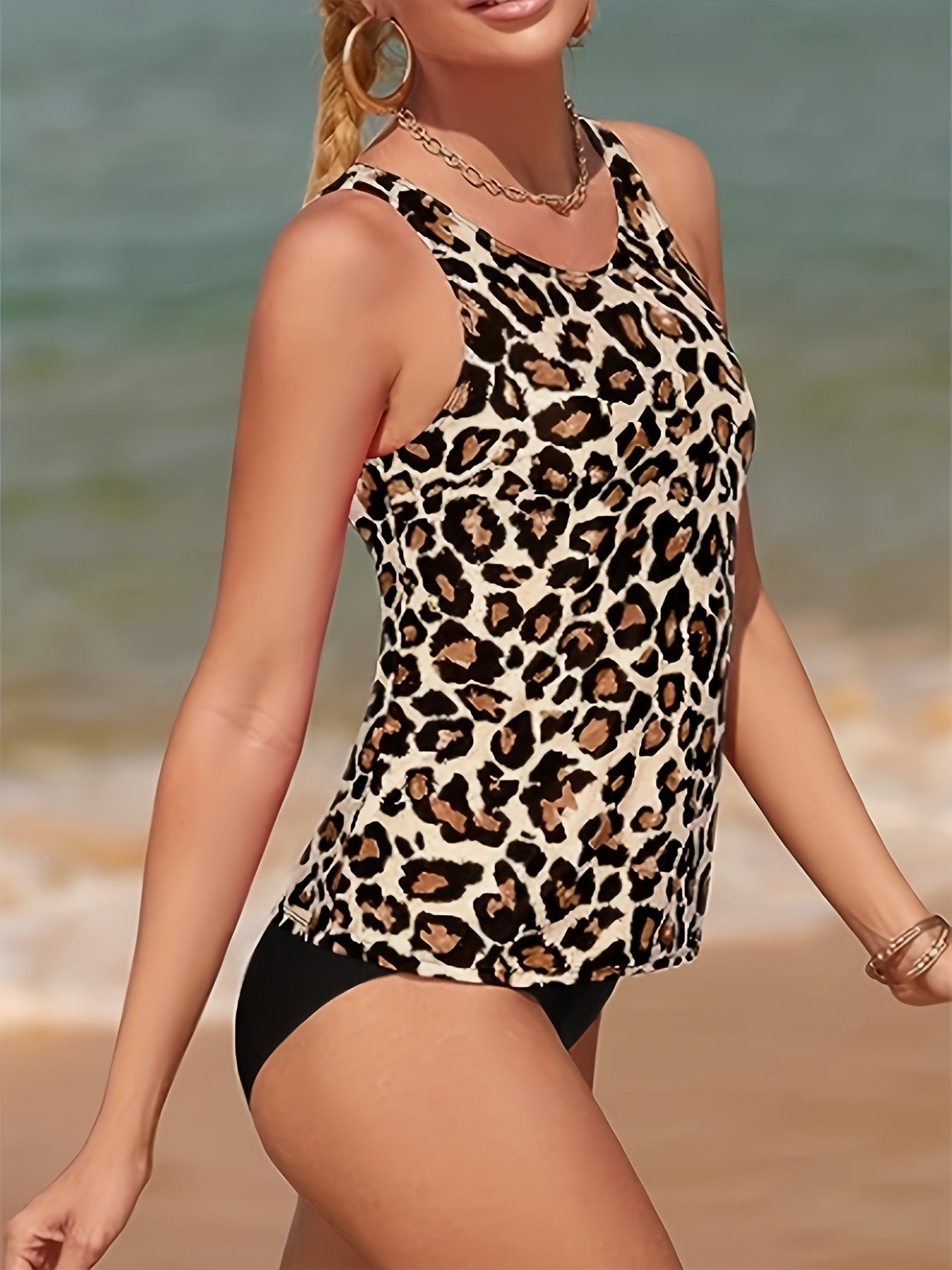 Women's Large-size Tankini Set With Random Prints, Sexy Leopard Print Backless Swimsuit Set, Vacation Style.