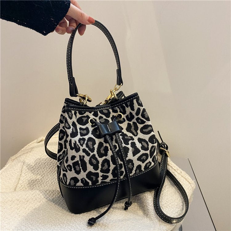 Leopard Handheld Eimer Tasche mit Kordelzug Schnalle
