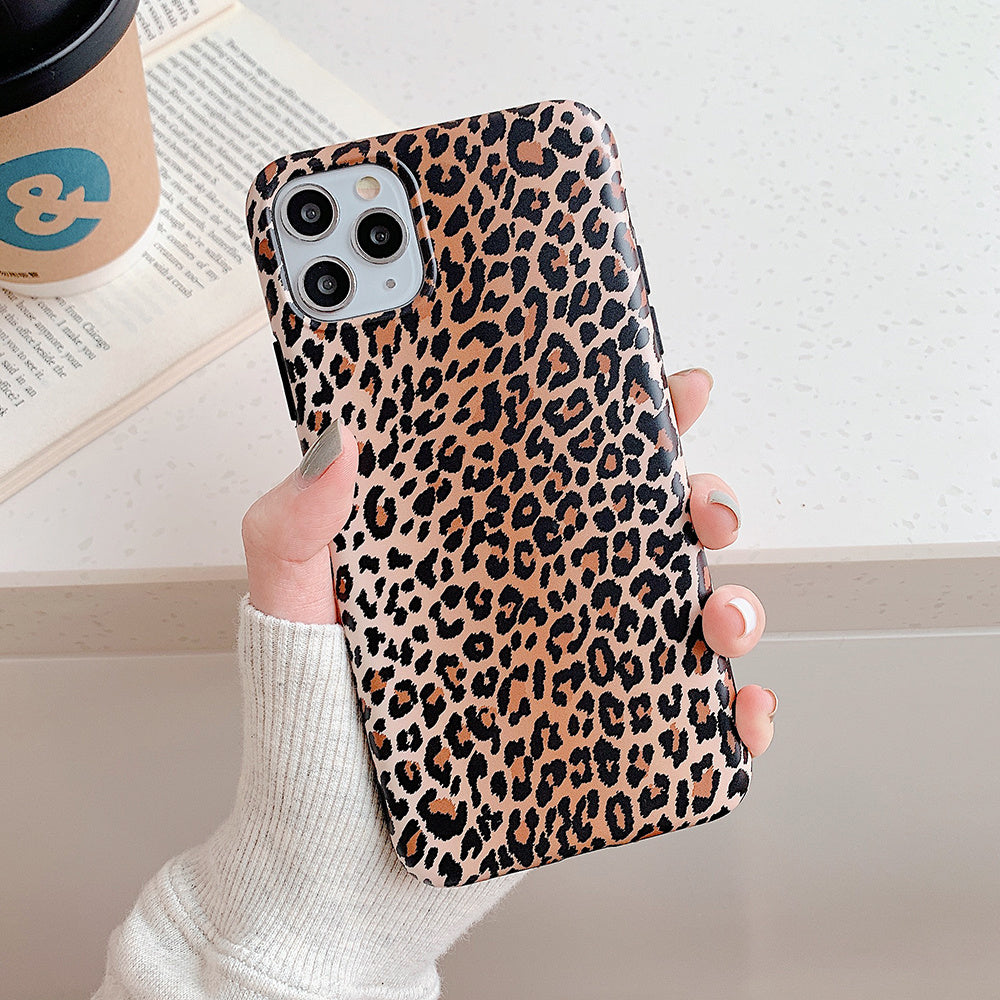 Leopard Style Gradient Handytasche