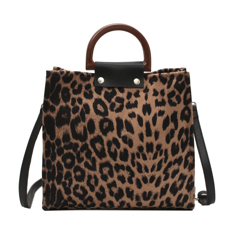 European And American Fashion Leopard Print Handbag