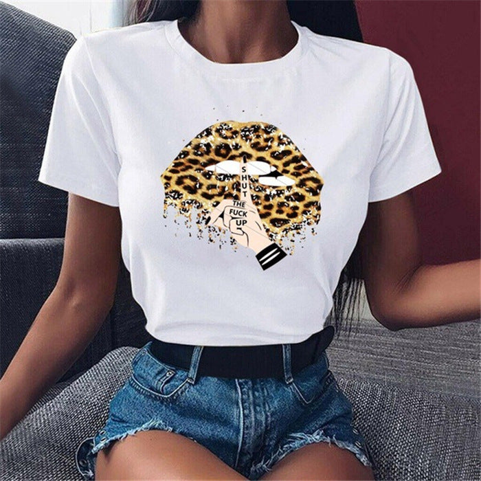 Women's top with leopard lips pattern t-shirt
